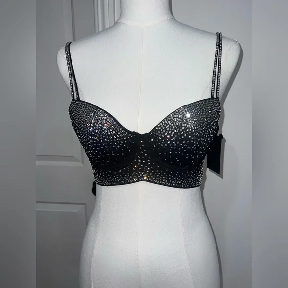 Victoria's Secret Black Fantasy Bra with Swarovski Crystals Limited Edition - Picture 3 of 7